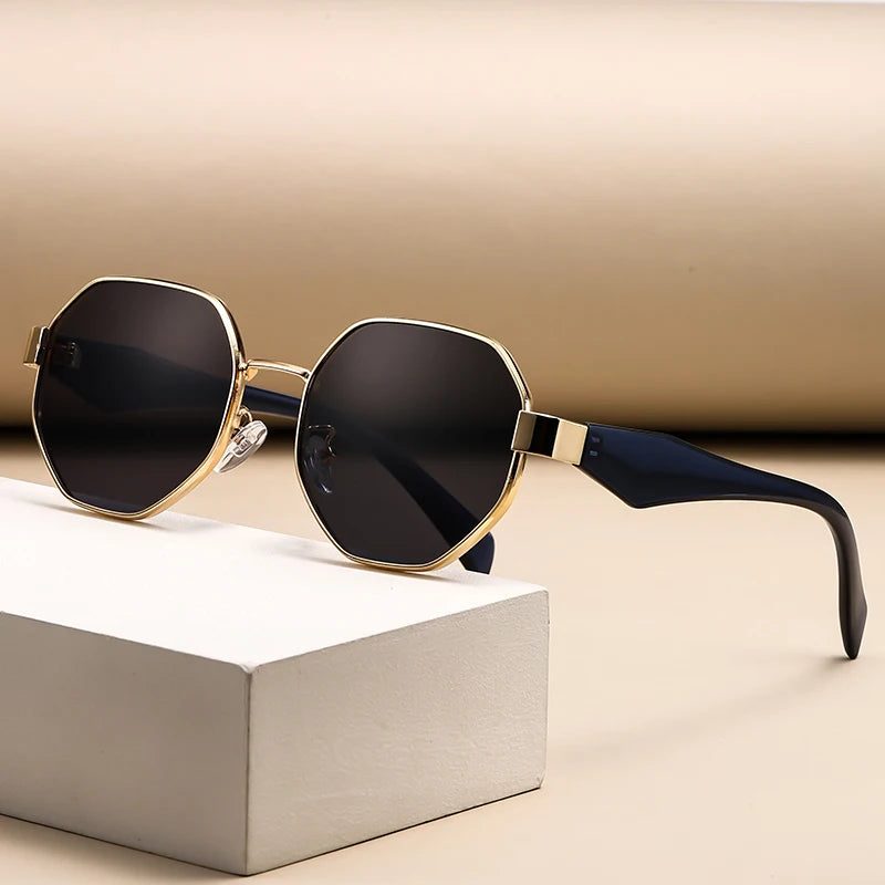 Luna Glide Shades